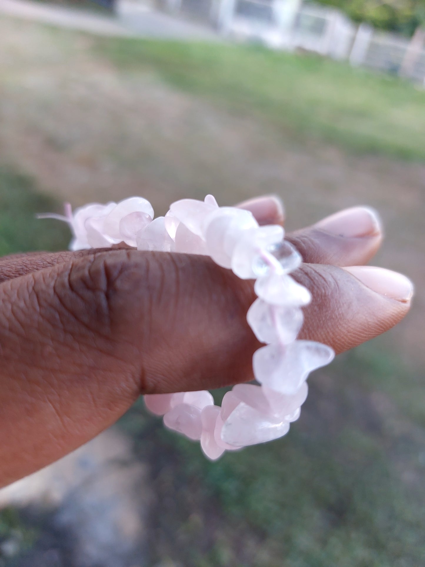 Quartz rose bracelet baroque